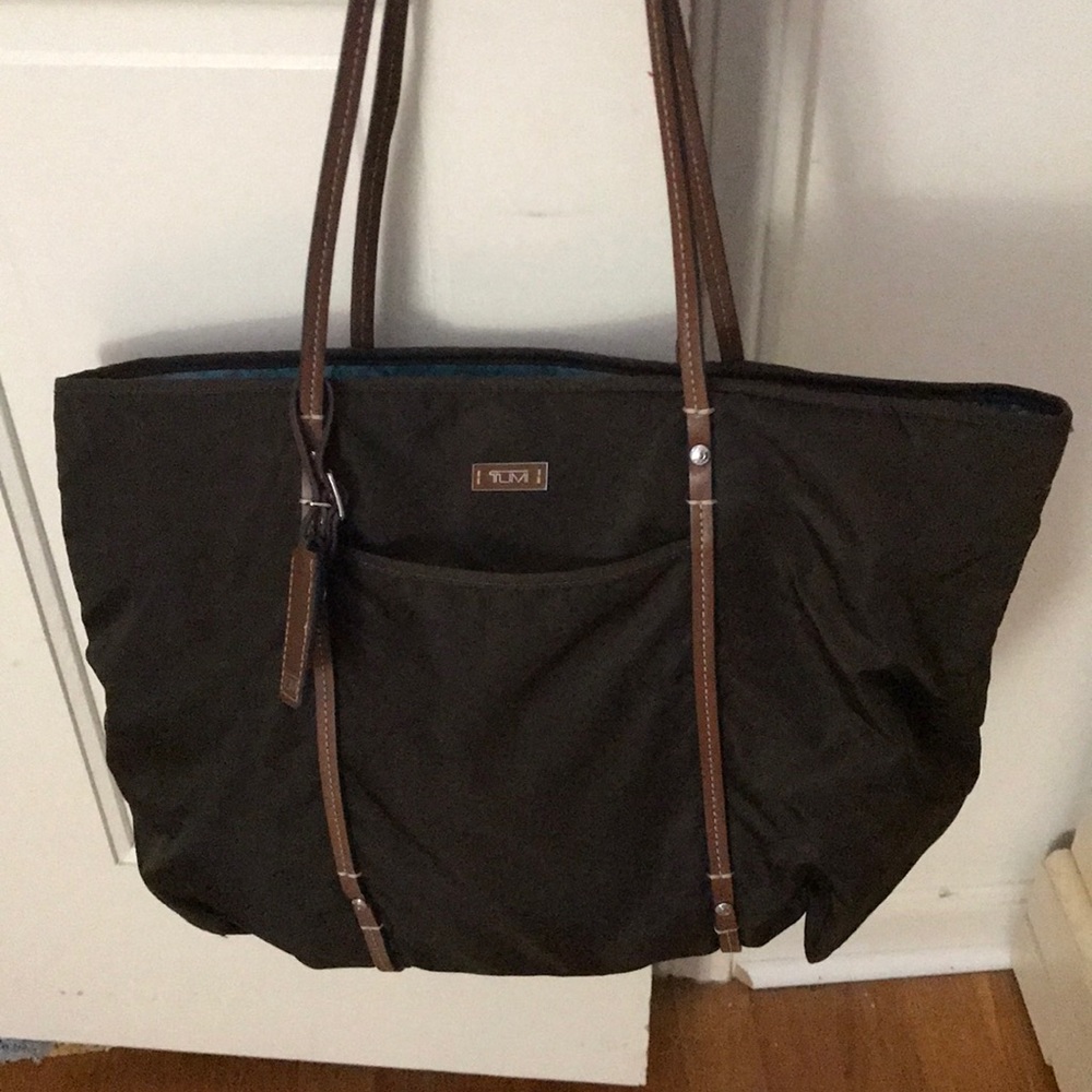 Tumi brown bag. Excellent condition.